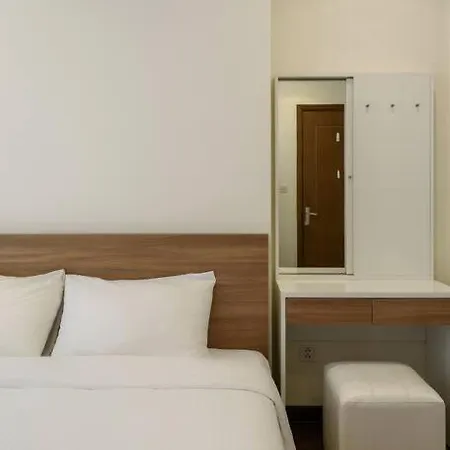Landmark Leasing 1Br Apartment